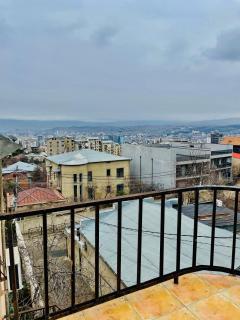 Tbilisi Vera რევაზ ჯაფარიძის ქუჩა 42 - Tbilisi - 8