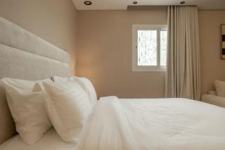 Modern Hotel Studio with Self Check-in - 3