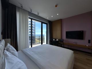 Sea View Studio for Living, Smart TV, Parking - 6