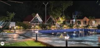 Hangout Resort - 7