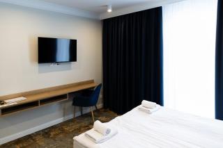 Hotel Przystań Przy Lesie - 1