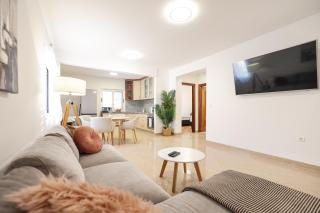 Villa Coco with heated pool - 7