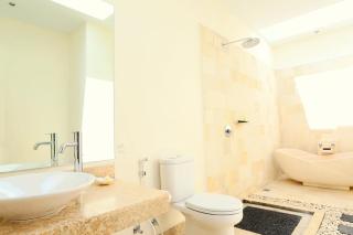 Jas Green Villas and Spa - Seminyak - 4