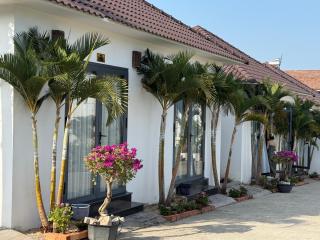 Garden View Bungalow Calm Stay in Phu Quoc - 0