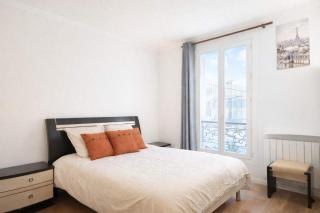 Central & Cosy Parisian Style Apartment - 6