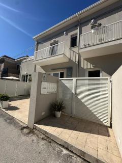 EMs House Civitanova, mare e comfort per famiglie - 7