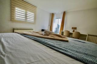 V&V Lloret-VILLA BELLO MONTE, con piscina privada y jardín - 2