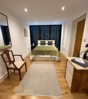 The Bay House, Sea Views and Walk to the Beach - 6