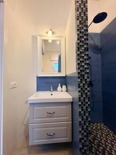 The Sea Pearl Suite - 6