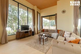 StayVista at Montara View with Infinity Pool, Dam-Mountain View - 7