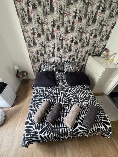 Appartement 10 min bastille - 0