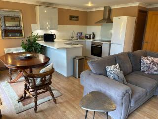 Wild Oats Lodge 2 - Yellowtop Country Park- Hot Tub - Yorkshire - 9