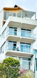 Advaya Stays - A Luxury Retreat - 5