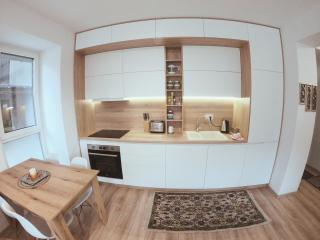 Murphy's Apartment - 4