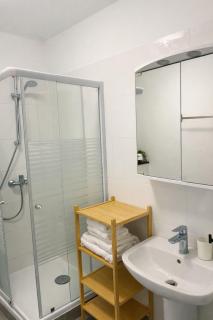 Stylische Wohnung am BF Germersheim Business & Monteure - 1