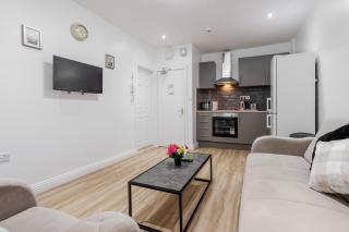 TopFloor Apt LikeHome Long-Term Free Parking - 0