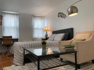 Patterson Park Gem, Walk Everywhere - 1