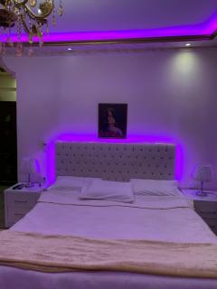 Lovely Villa 5- bedroom with Overflow Pool with Nice Garden at Green Oasis Resort - Alejandría - 3