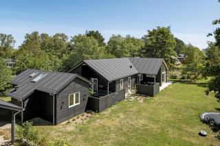 Modern Home Close To Hjelm Deep - 5