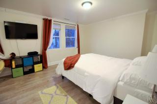 Otis 3304 Attic NE 1 Bedroom Style & Comfort Minutes to DC - 6