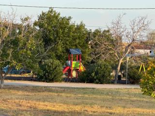 Ваканциона къща Анемони - 3