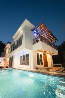 Luxury Private Villa Butler, Gazebo & Premium Stay - 0