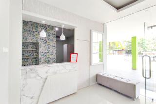 RedDoorz Syariah near GOR Satria Area - 8