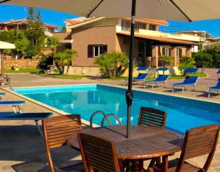 VILLA GABBIANO - Exclusive seafront Villa with Panoramic Views, Pool, Garden & Private Beach Access - ANZIO - 1
