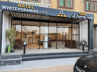 White Pyramids inn - 0