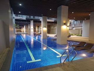 MOA, SMX, S Residences, Wi-Fi, Netflix, 4-Beds - 4