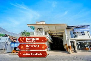 OYO 94834 Homestay Arjuna Near Taman Safari 2 Prigen - 0