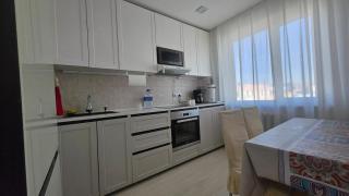 Cozy Apt Close to All Attractions - 9