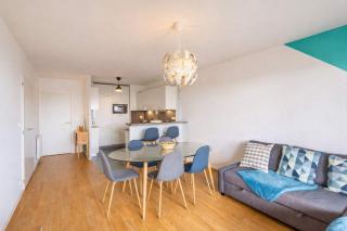 Mermoz - 2 Bedrooms - Parking - Near Metro - 0