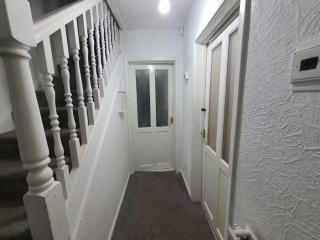 Spacious Double Bedroom WB Greater Manchester - 1