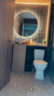 Apartasuite moderno con balcón excelente ubicación - 3