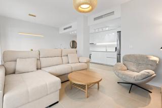Aranya Apt - Pool, Gym and Co-Working Space - 3