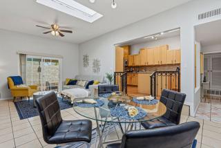 Casa Westview Retreat Quiet Private Home Near I10 - 1
