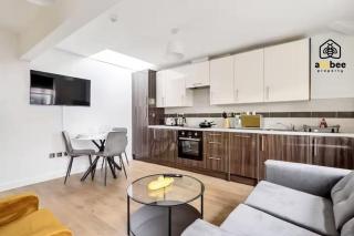 City Centre Apartment - close by to all main shops, attractions, bars & more! - 5