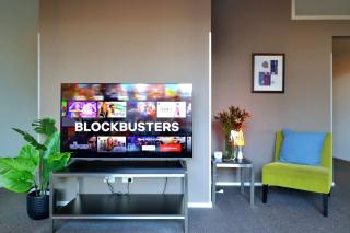 60sqm Paris End City Stay Walk to All and Work Setup - 2