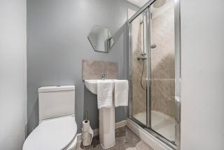 Modern & Affordable home in the heart of Burnley - 2