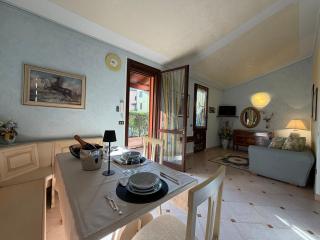 DOMA LUXURY HOMe - 9