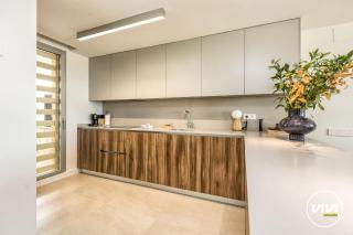 ViVi Homes - Villa Azure - Sea view - mountain view - pool - garden - 8