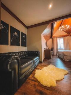 Flame Boutique Hotel by Unna - 1