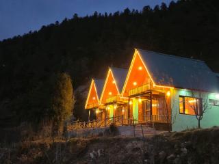 Nature Retreat cottage A frame cabin sainj valley - 9