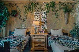 Stay at Hogwarts Harry Potter's Home, Free Parking, Pets Allowed - 4