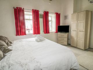 Cottage 3 - 5