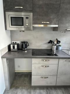 BOUTON D'OR Studio Terrasse Grand Lit Coin Repas - 6