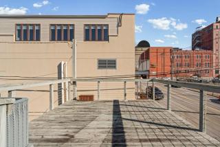 Chic Canton Home 3BR Rooftop Views - 9