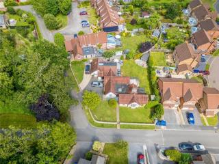 Spacious Family Coastal Home Exmouth Sleeps 6 - 1