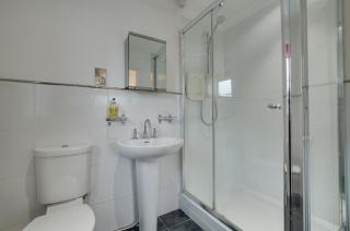 4 Bed in Bacton oc-1990 - 2